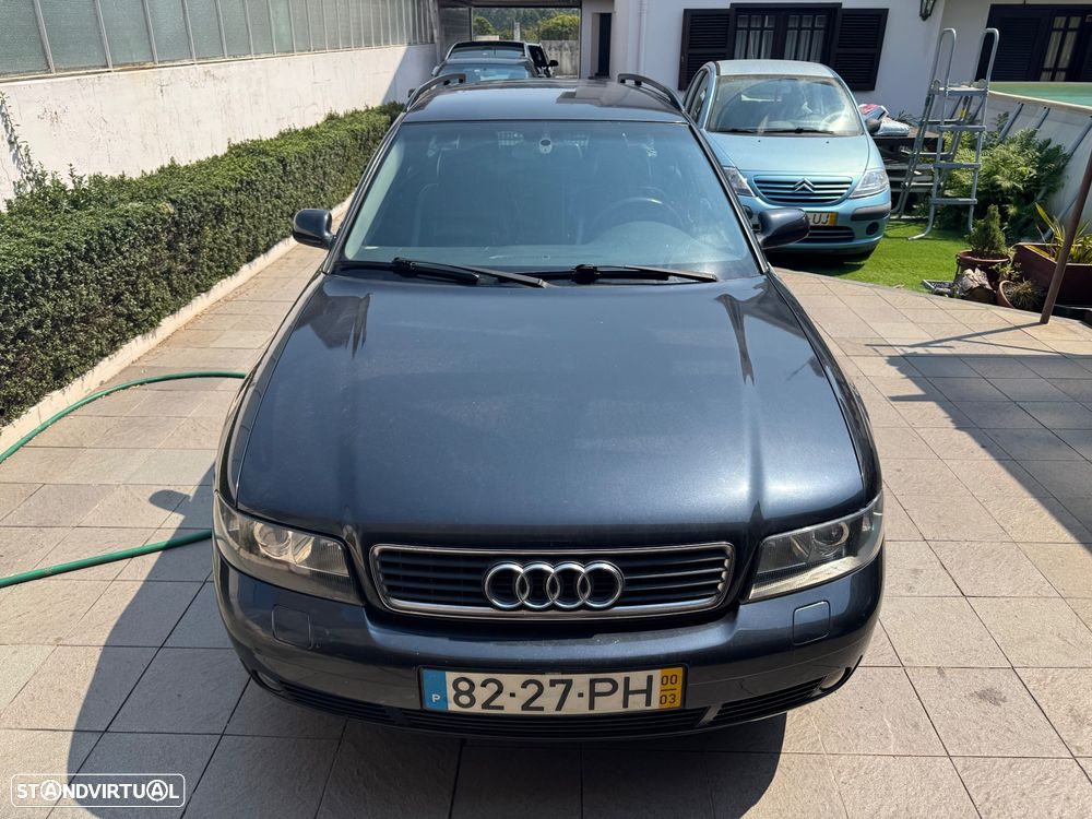 Audi A4 Avant 1.9 TDI Attraction - 1