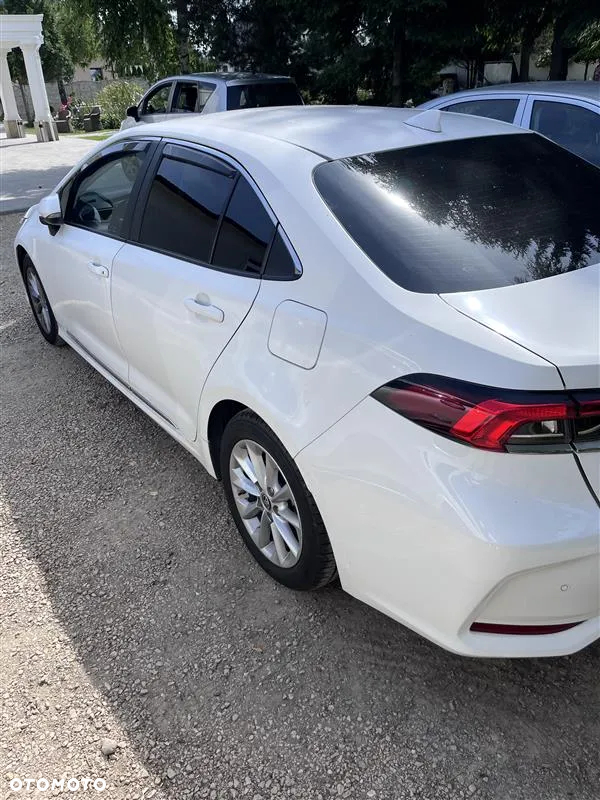 Toyota Corolla - 8