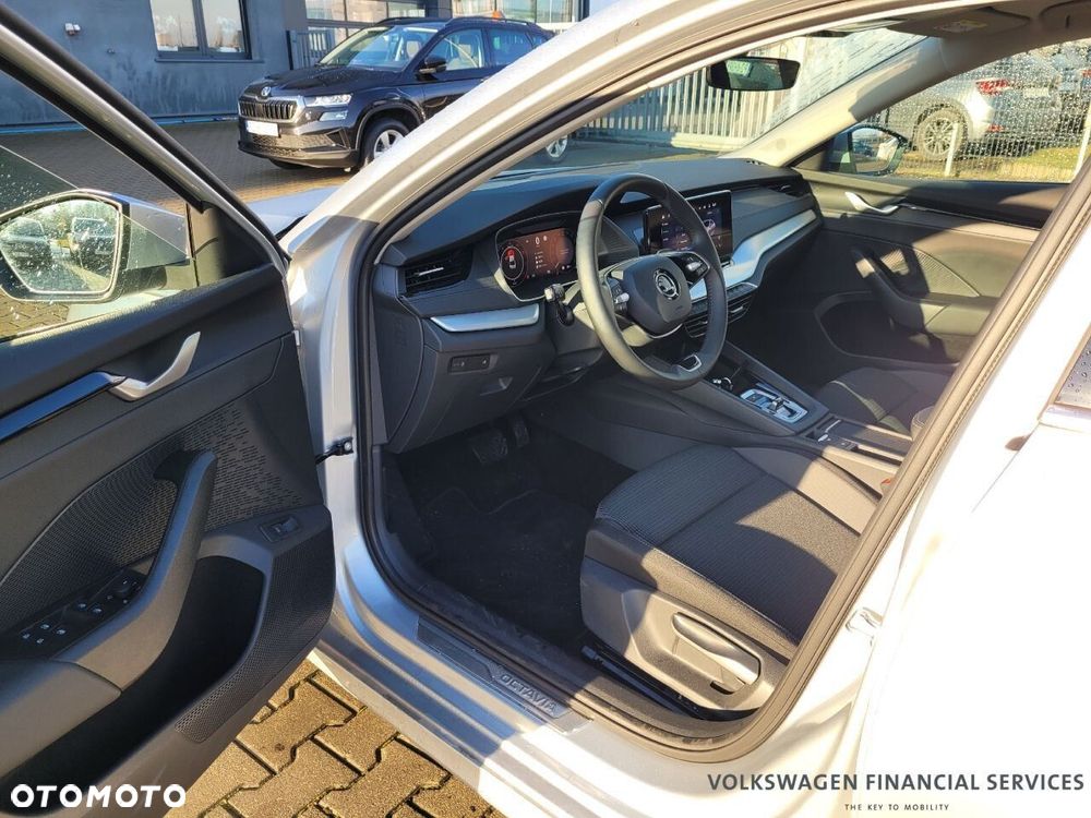 Skoda Octavia 2024 photo 5