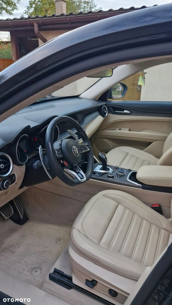 Alfa Romeo Stelvio 2.0 Turbo TI Q4 - 5