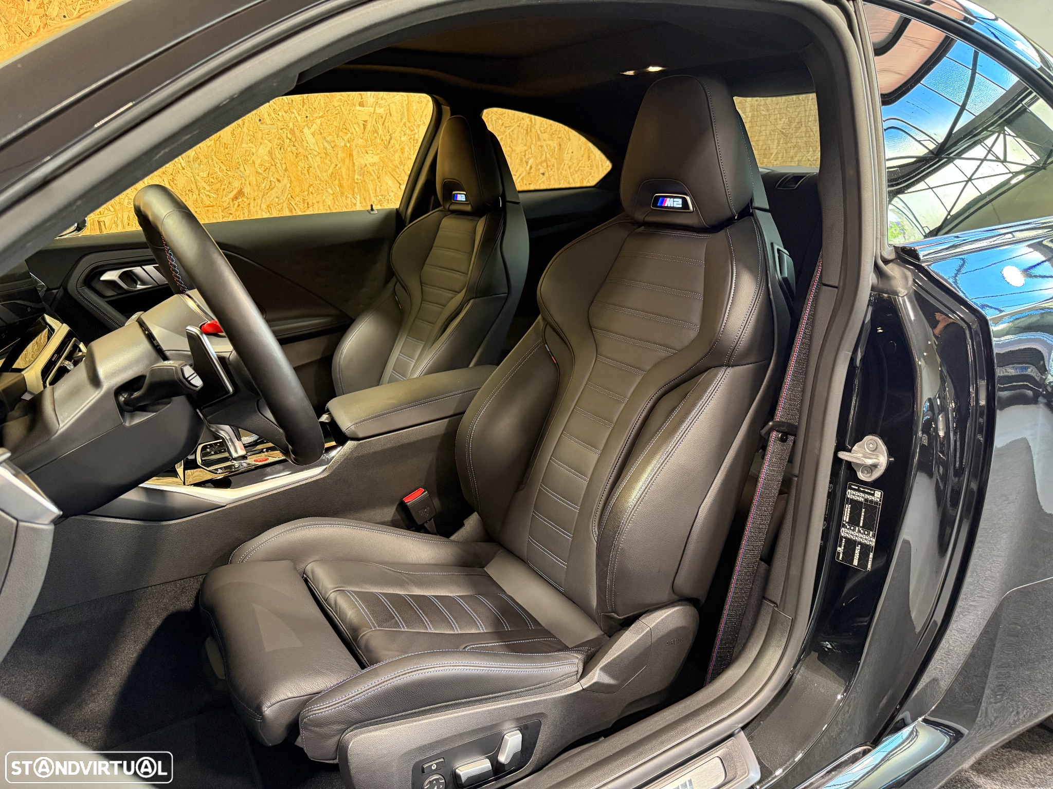 BMW M2 Auto - 12