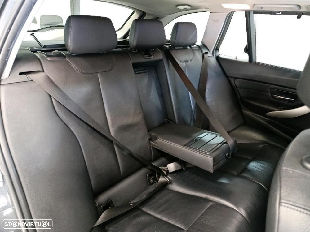 BMW 320 d Advantage Auto - 7