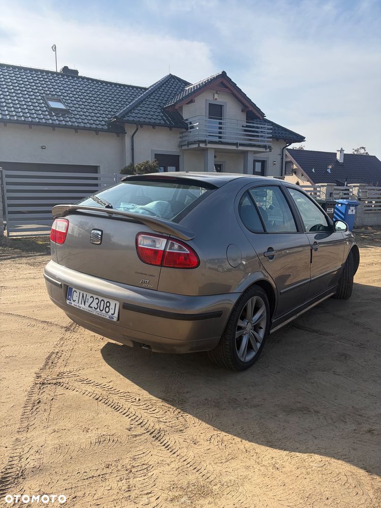 Seat Leon 1.8 Signo - 2