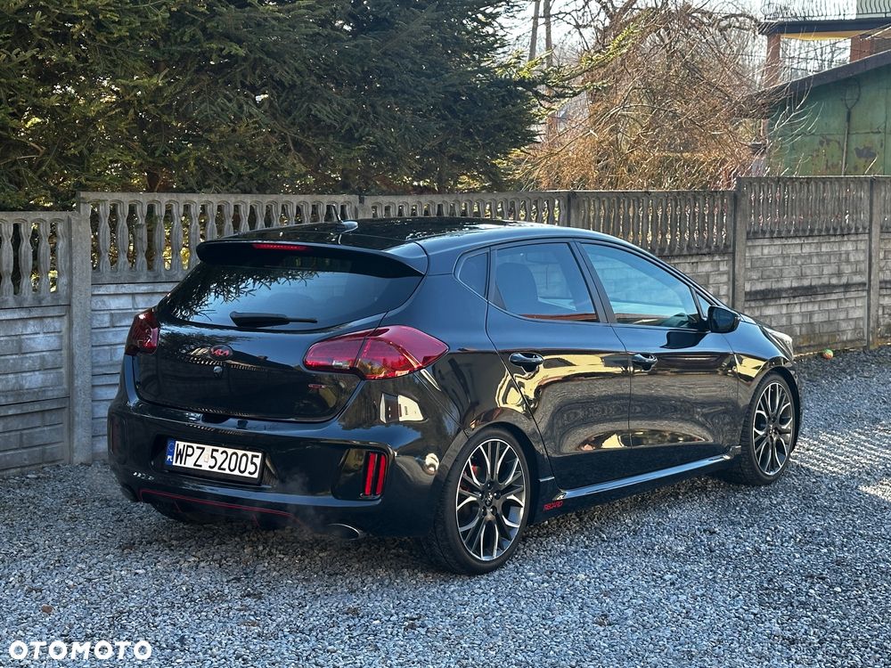 Kia Ceed 1.6 T-GDI GT XL - 8