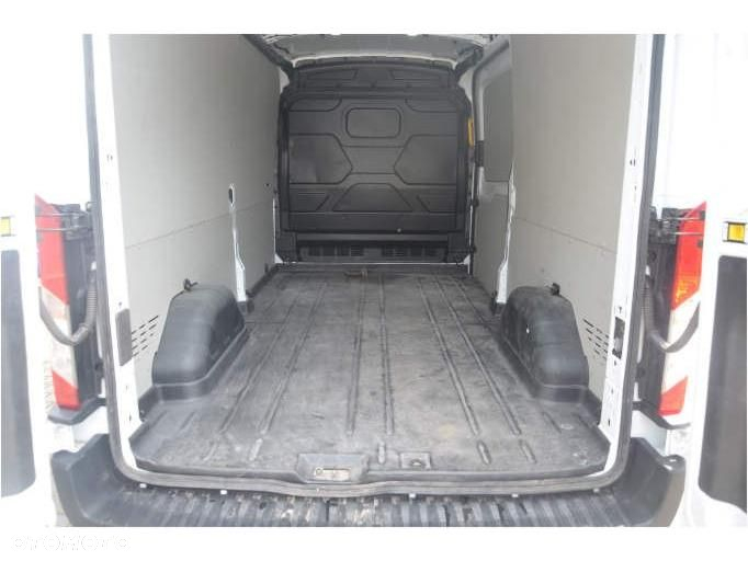 Ford Transit - 30