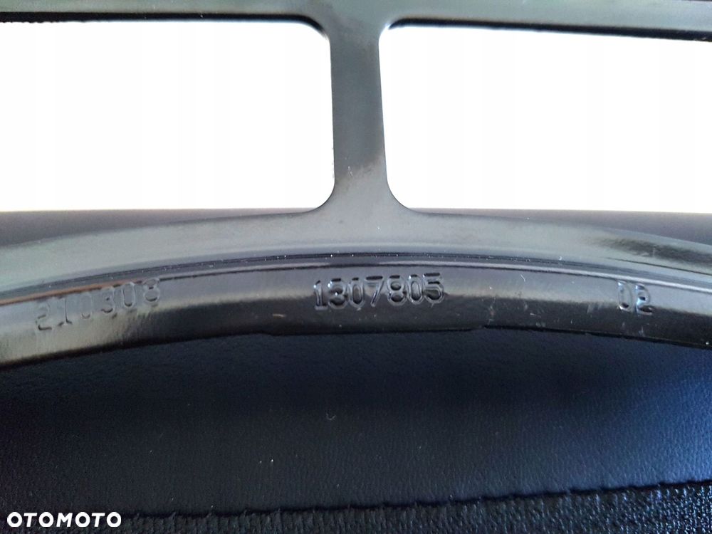 mercedes c podłokietnik kanapy a2069705000 - 6