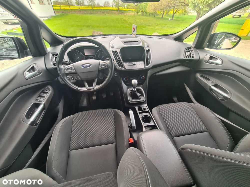 Ford C-MAX - 12