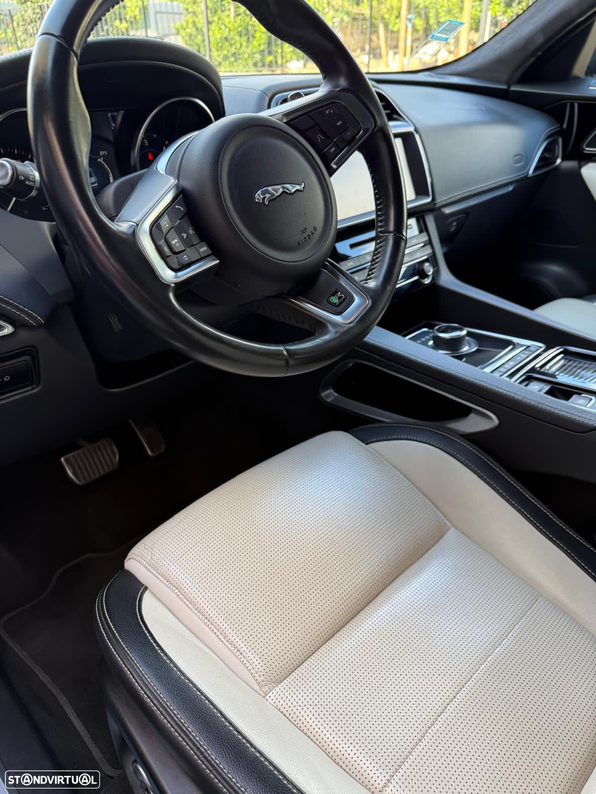 Jaguar F-Pace 2.0 i4D R-Sport Aut. - 3