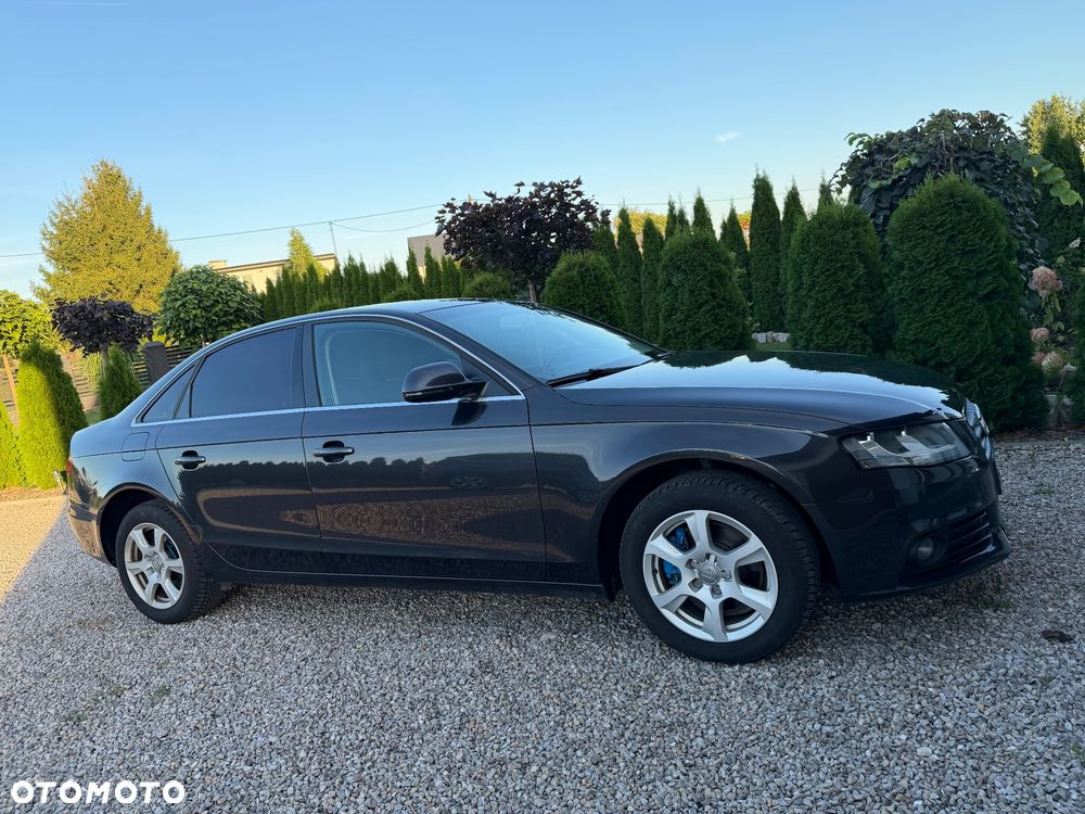 Audi A4 Limousine - 19
