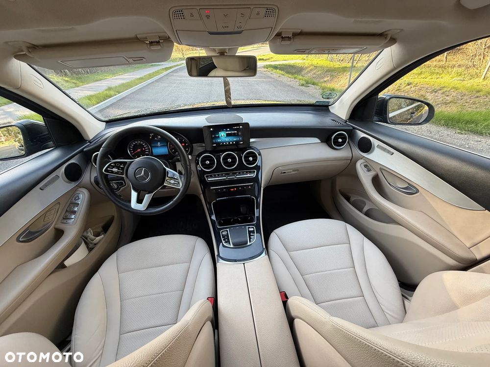 Mercedes-Benz GLC 220 d - 24