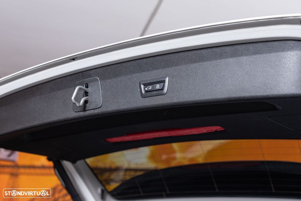 BMW X1 18 i sDrive xLine - 10