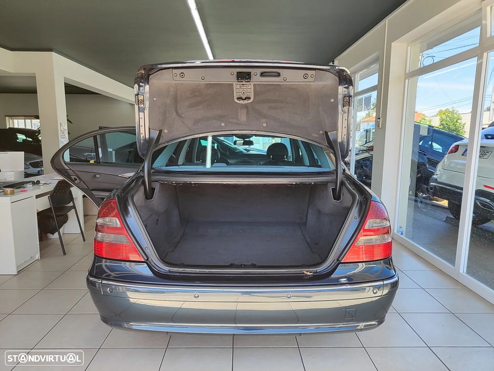 Mercedes-Benz E 220 CDI Avantgarde - 15
