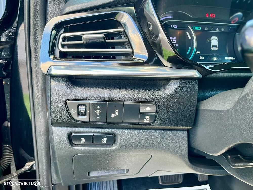 Kia Niro EV 64kWh Drive - 9