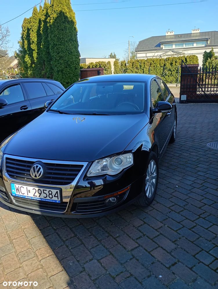 Volkswagen Passat 2.0 TDI DPF Trendline - 2
