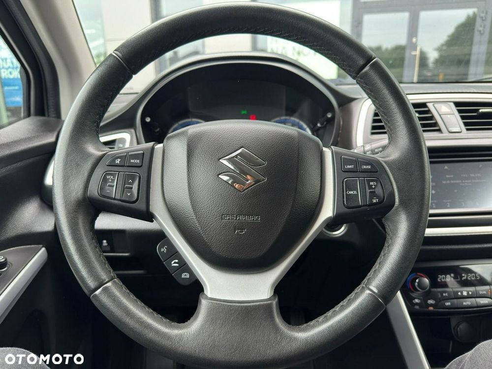 Suzuki SX4 S-Cross - 4