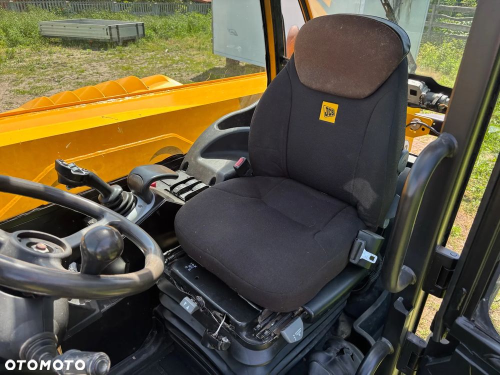 JCB 531-70 AGRI Super - 19