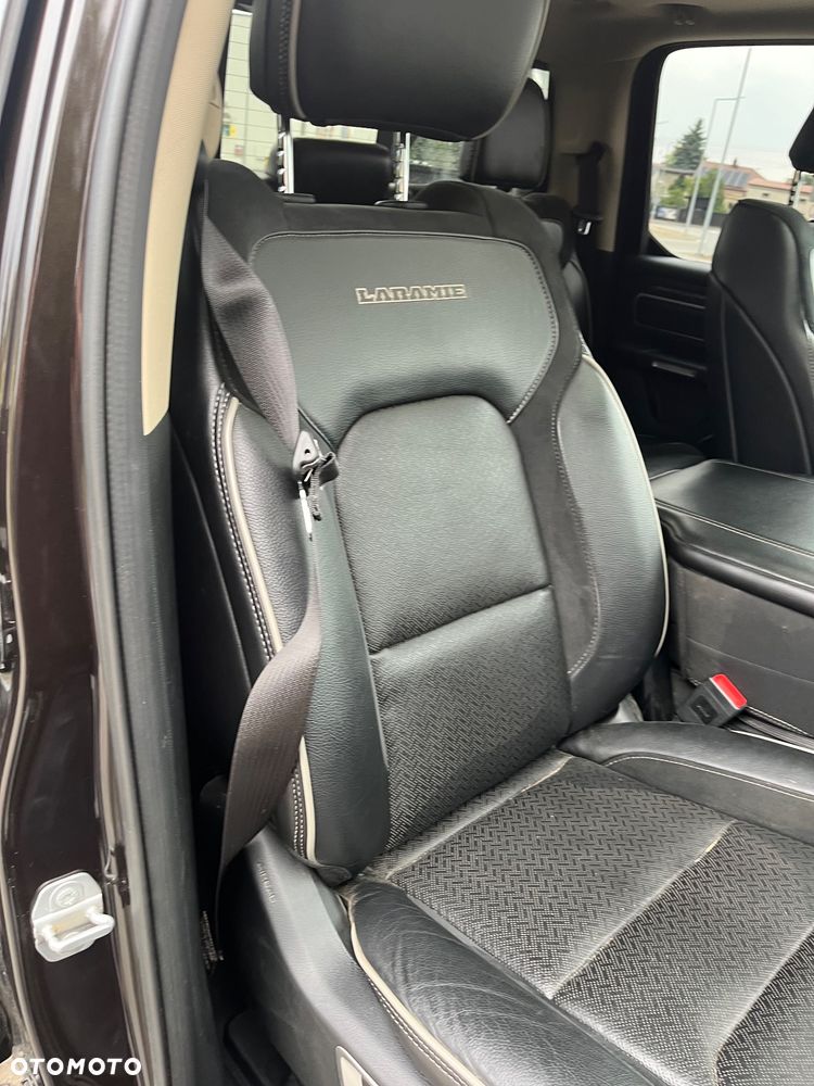 RAM 1500 5.7 Quad Cab Laramie - 13
