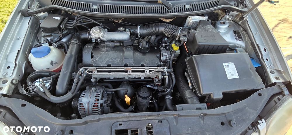 Volkswagen Polo 1.9 TDI Highline - 12
