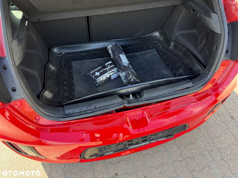 Kia Ceed 1.6 T-GDI GT-Challenge - 13