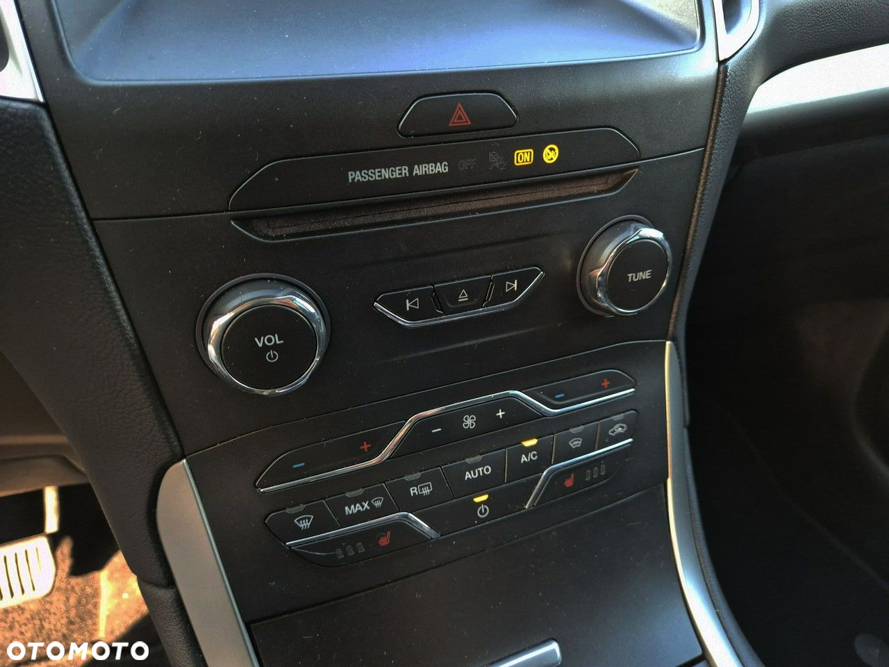 Ford S-Max - 17