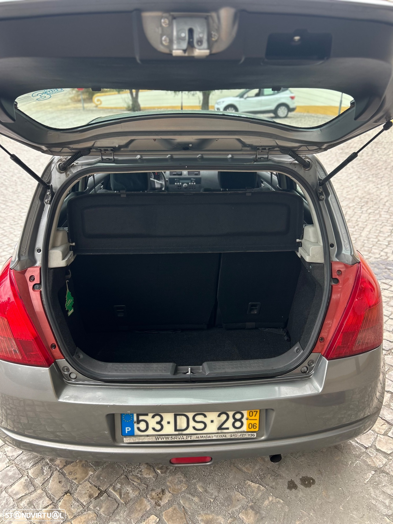 Suzuki Swift - 16