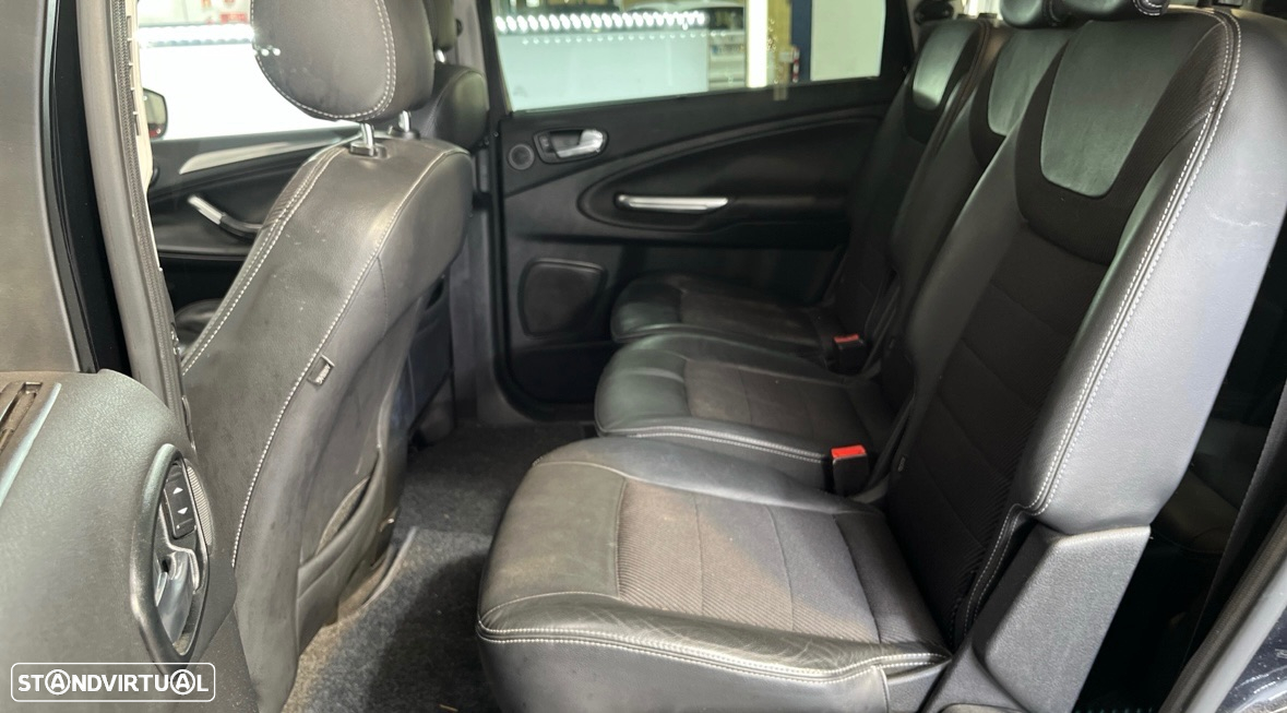 Ford S-Max 2.0 TDCi Titanium 7L - 11