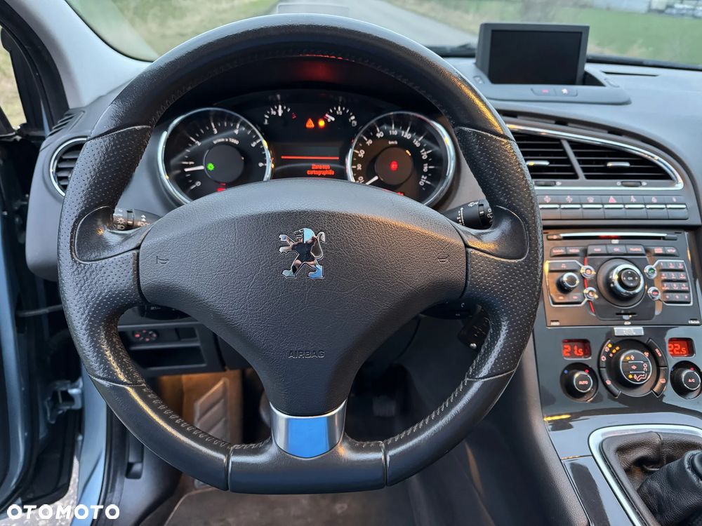 Peugeot 5008 - 32