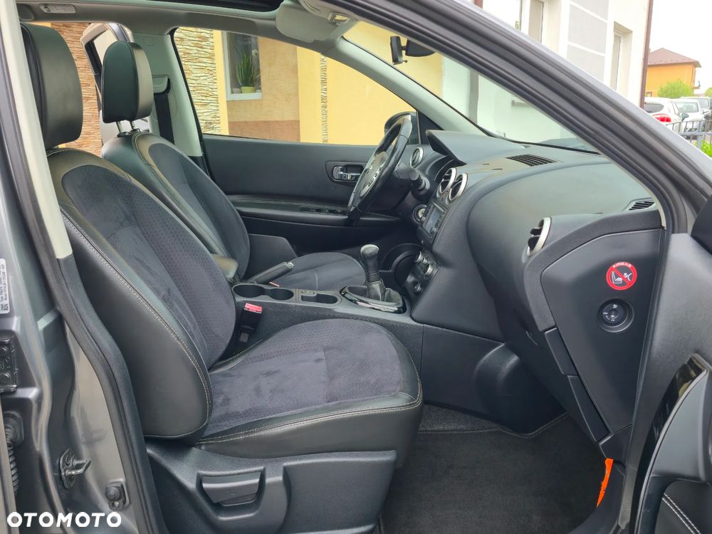 Nissan Qashqai 1.6 360 - 24