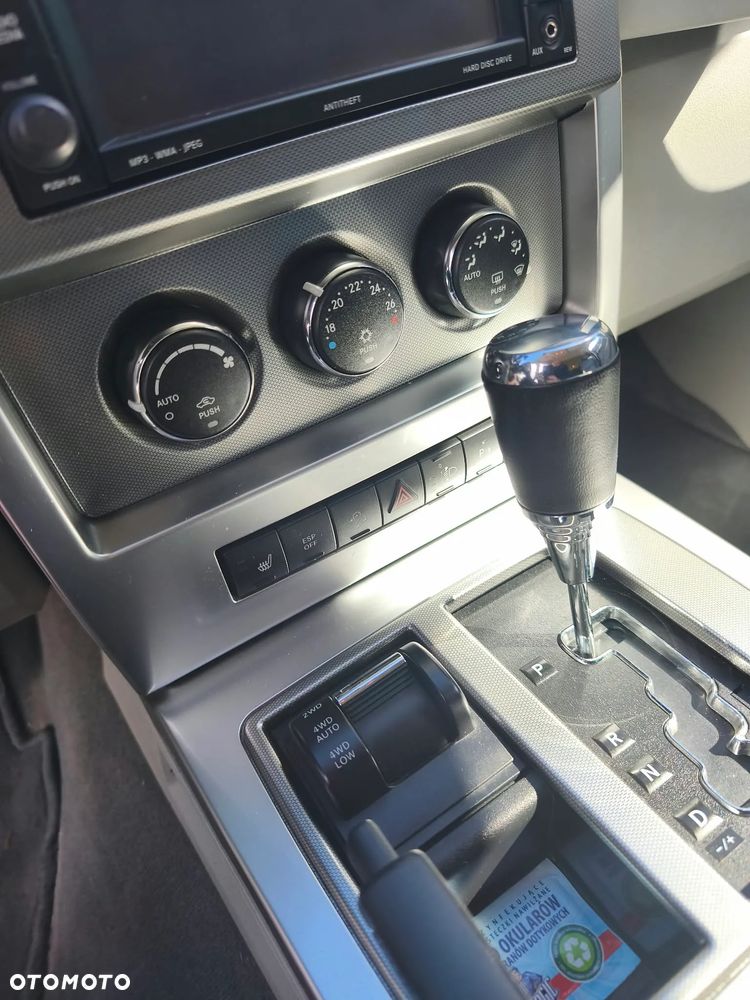 Jeep Cherokee - 11