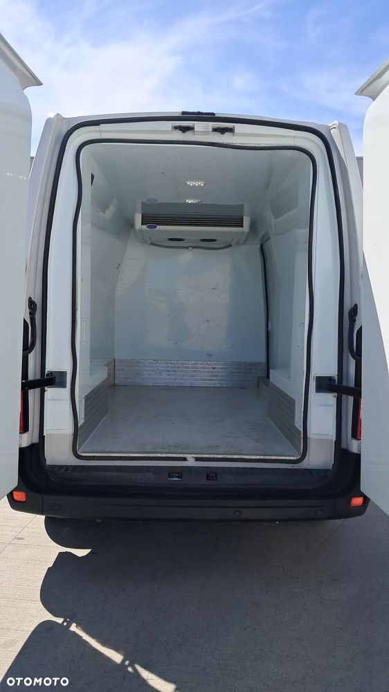 Nissan NV 400 - 7