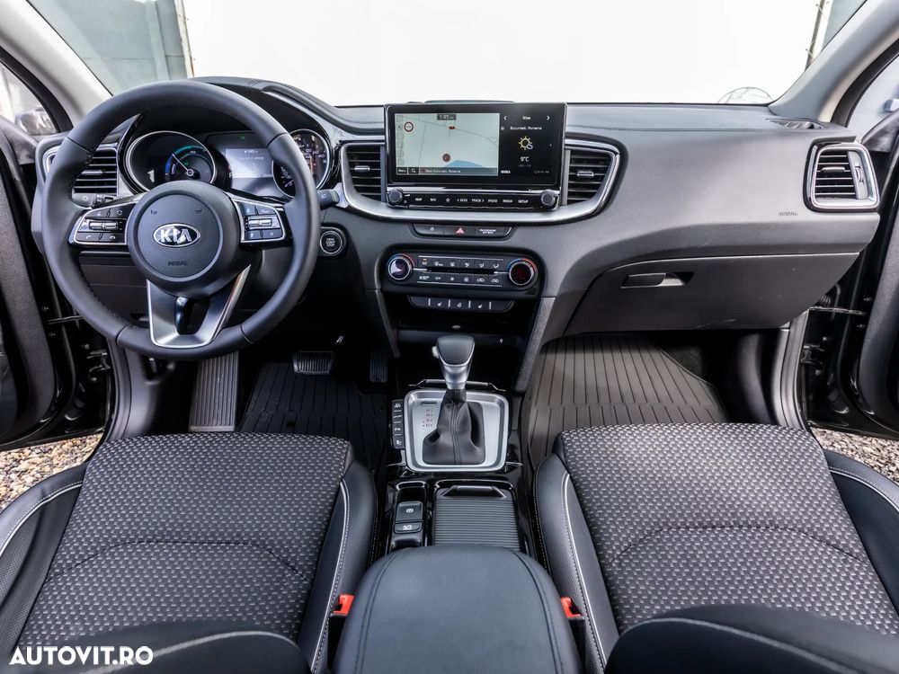 Kia XCeed - 18