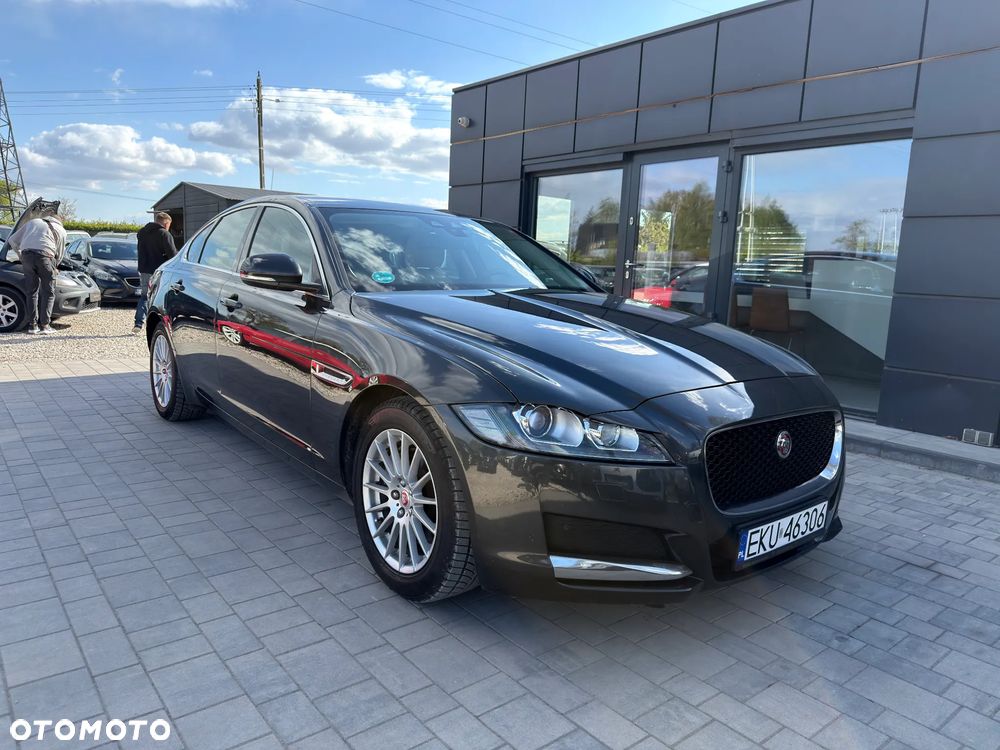 Jaguar XF E-Performance Prestige - 2