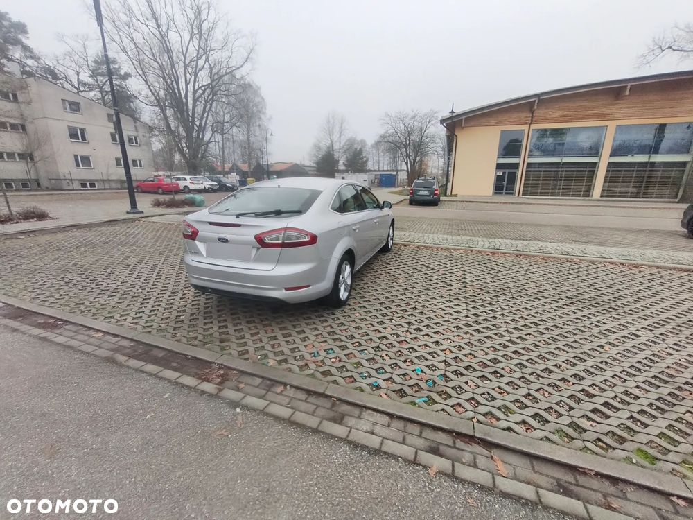 Ford Mondeo 2.0 TDCi Titanium - 19