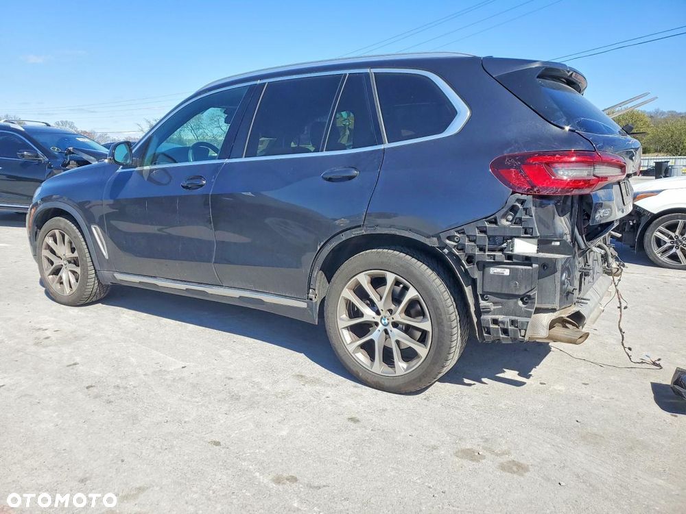BMW X5 xDrive40i - 3