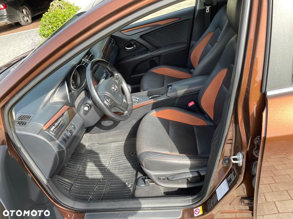 Toyota Avensis 2.0 Premium MS - 13