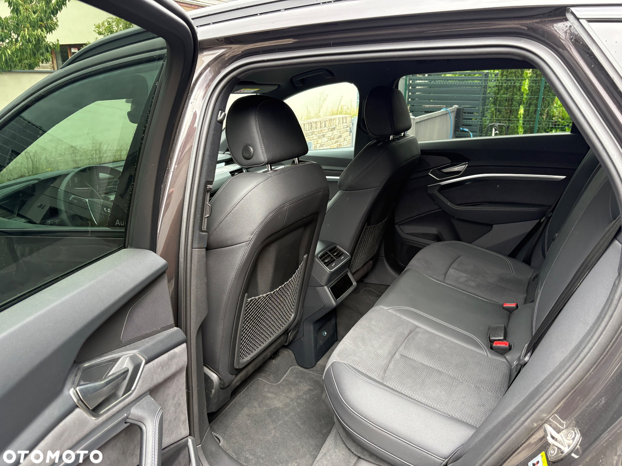 Audi Q8 e-tron 55 114kWh Quattro Advanced - 11