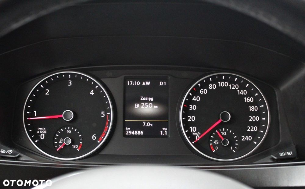 Volkswagen Transporter - 24