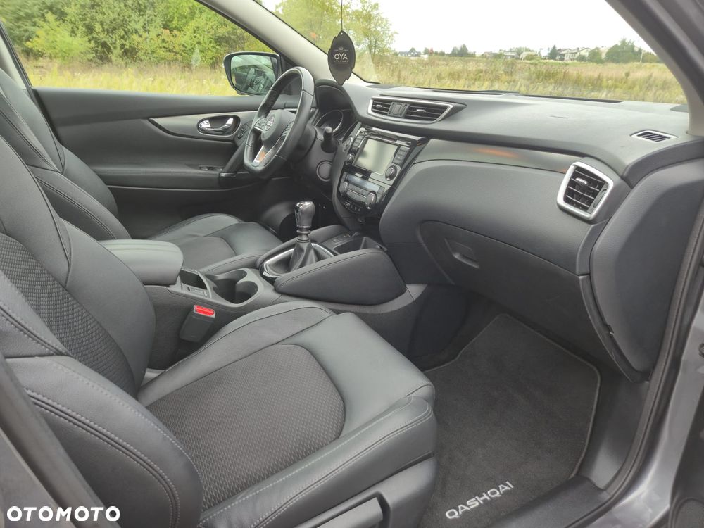 Nissan Qashqai 1.3 DIG-T N-WAY - 11