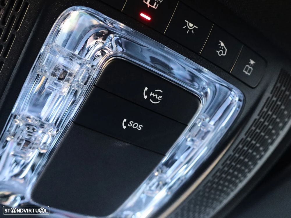 Mercedes-Benz A 250 e AMG Line - 20