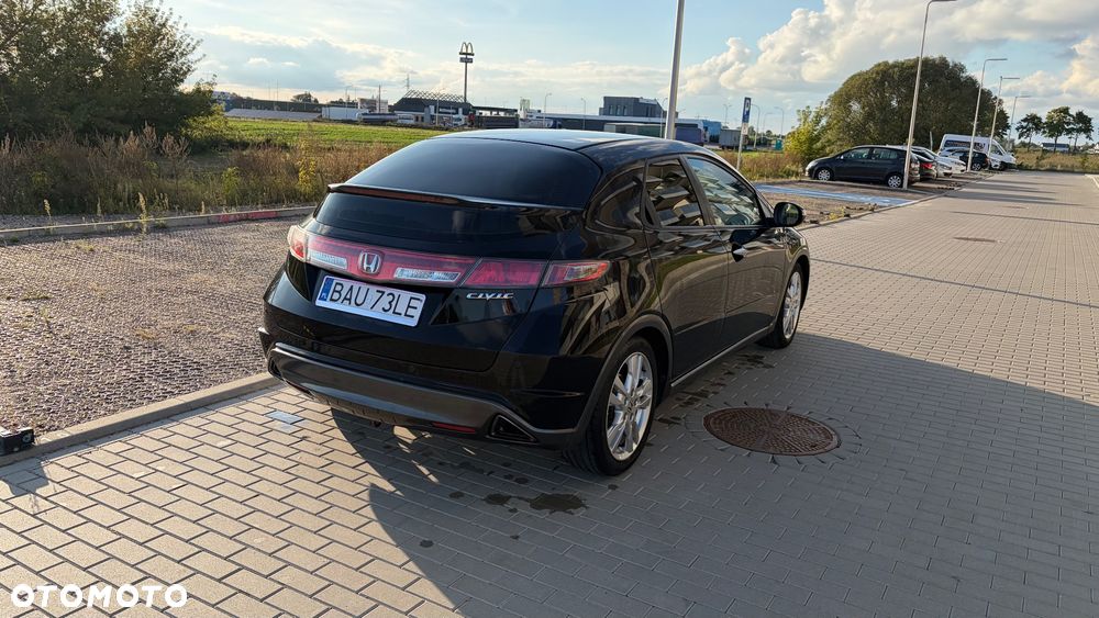 Honda Civic 1.8 Comfort - 5