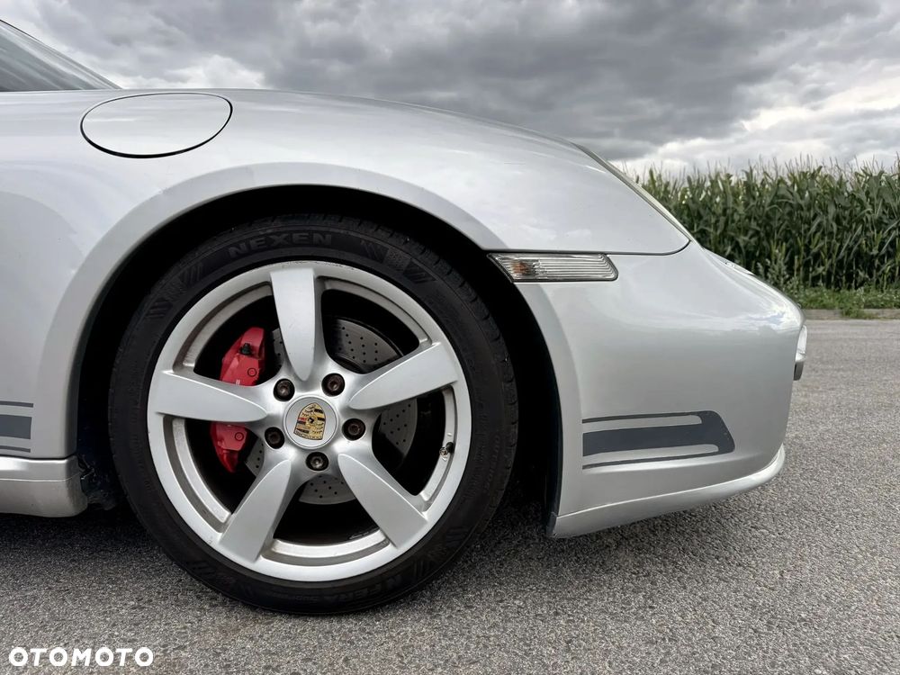 Porsche 718 Cayman - 17