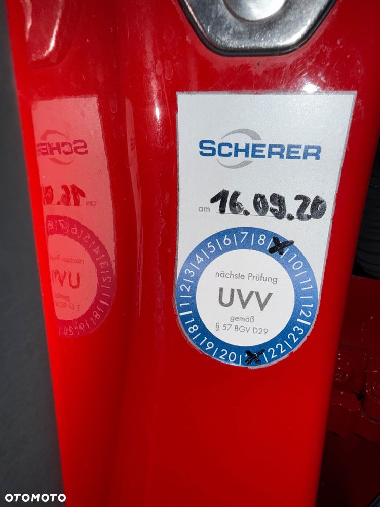 Skoda Octavia 1.6 TDI DSG Ambition - 33