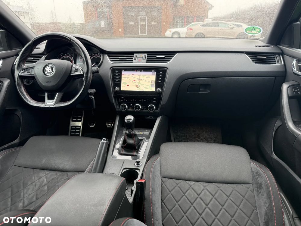 Skoda Octavia 2.0 TSI RS 230 - 22