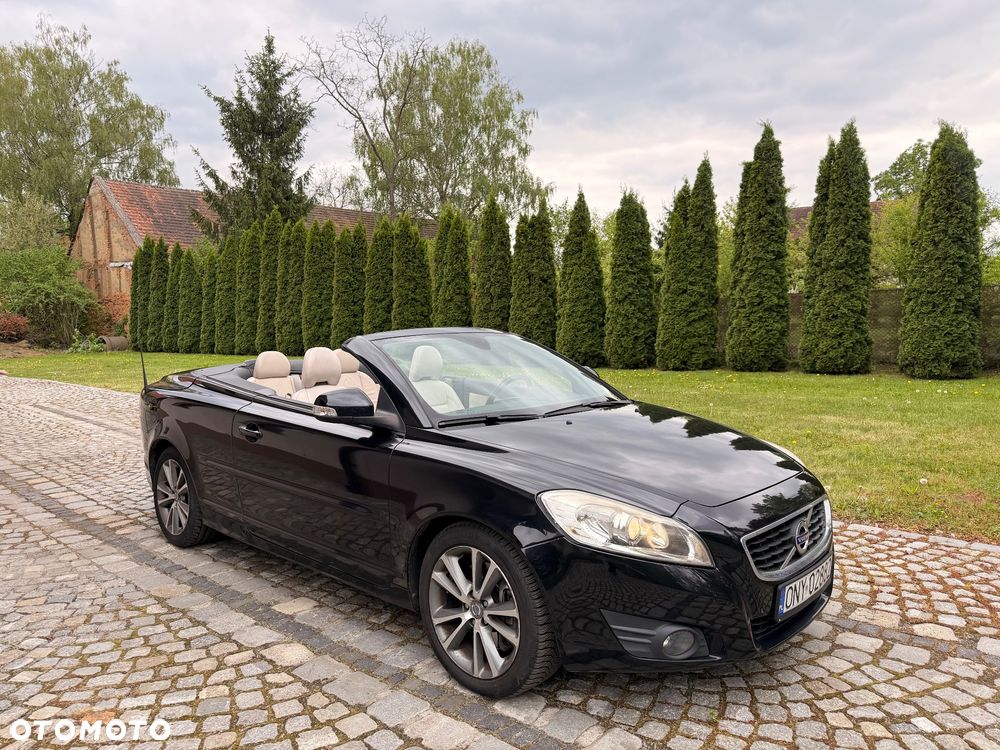 Volvo C70 2.0D Powershift Momentum - 1