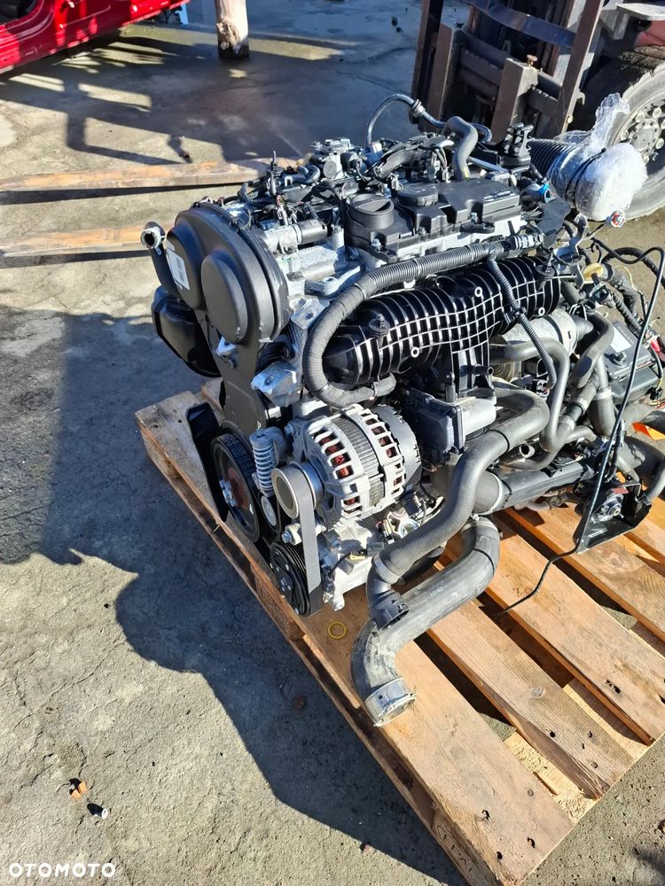 SILNIK VOLVO 40 T5 B4204T19 - 5