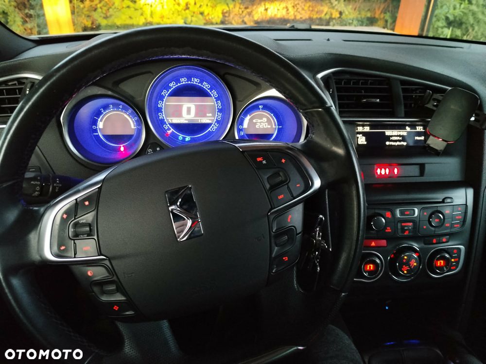 Citroën DS4 1.6 HDi SoChic - 14