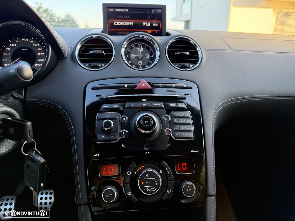 Peugeot RCZ 1.6 155 THP Onyx - 30