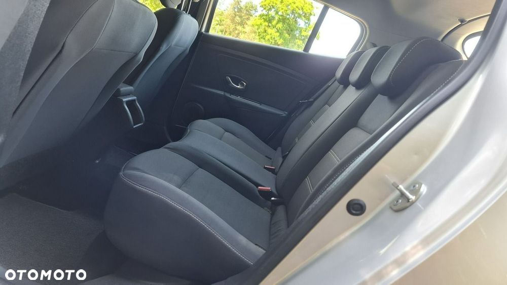 Renault Megane - 9