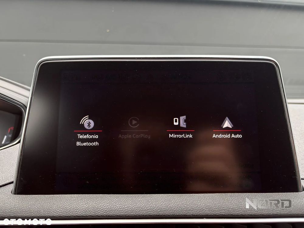 Peugeot 5008 THP 165 EAT6 Allure - 31
