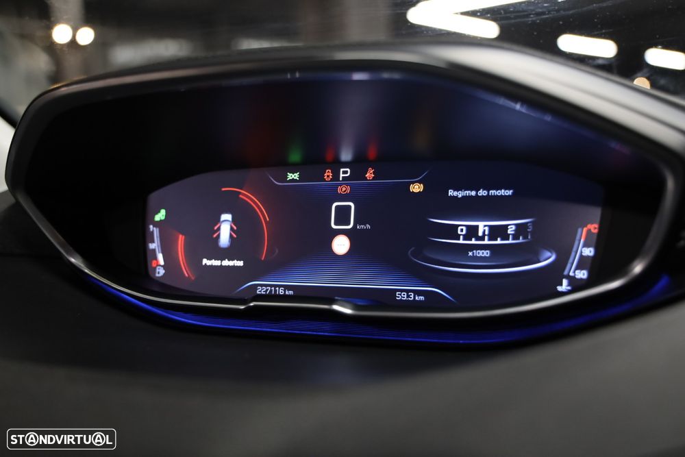 Peugeot 5008 BlueHDI 130 EAT8 Allure Pack - 25